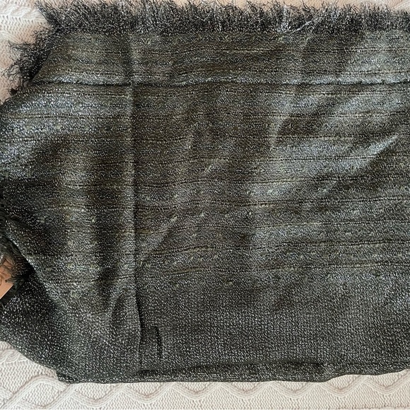 New! Steve Madden “ Olive” silver Metallic Fringe Kimono, Wrap,Dressy OSFM - Picture 14 of 14